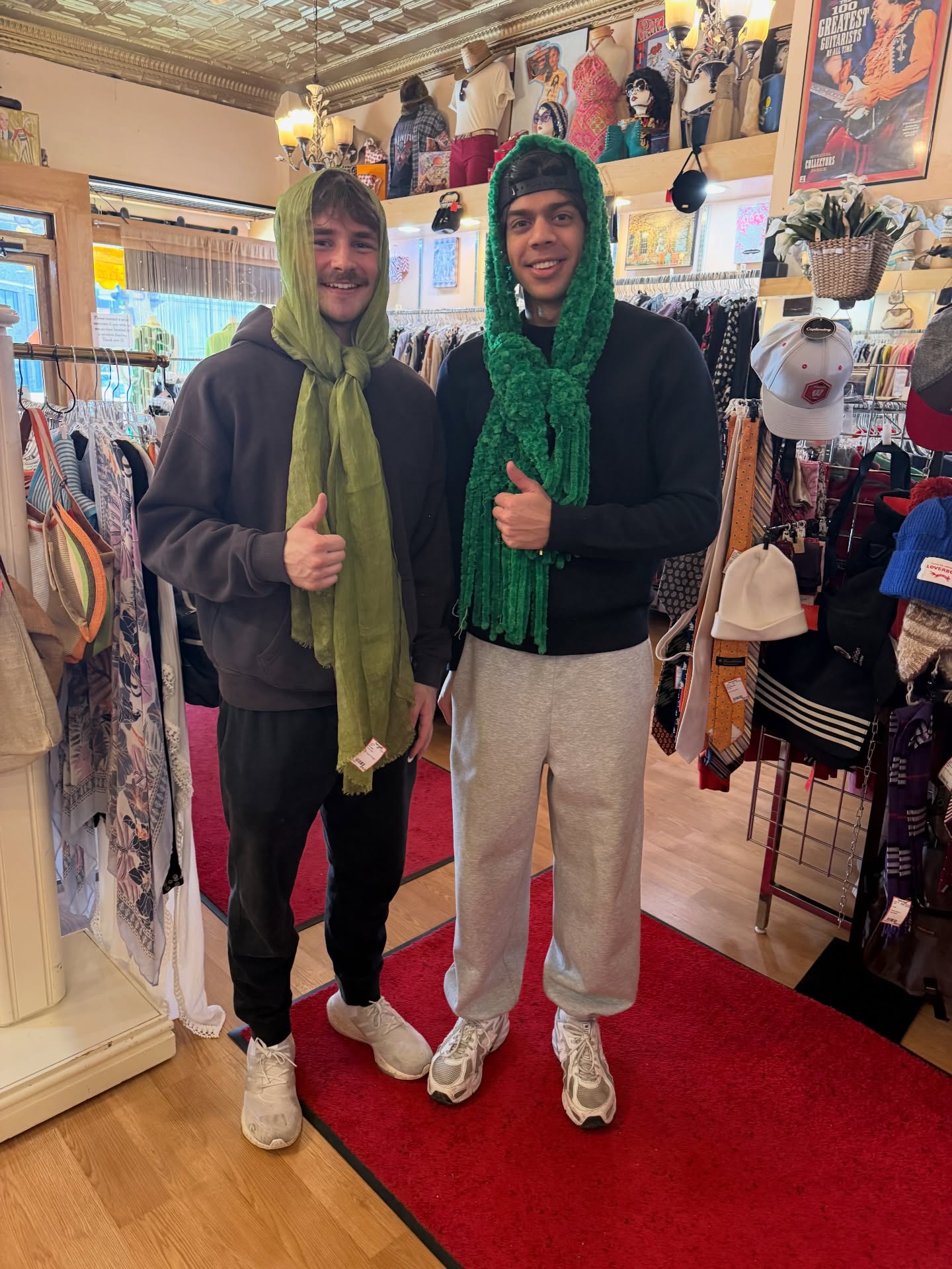 Party ready for tonight Chase & Arhaan ~ looking 👀 fabulous‼️♻️🛍️👏🏽
•
•
•#rethreadsstatestreet #rethreadsstyle #rethreadsmadison #resaleboutique #downtownmadisonwi